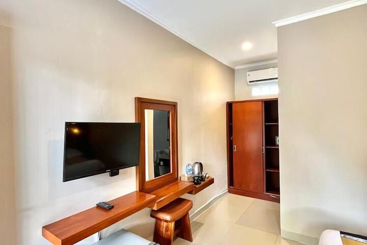Room 22 of 64