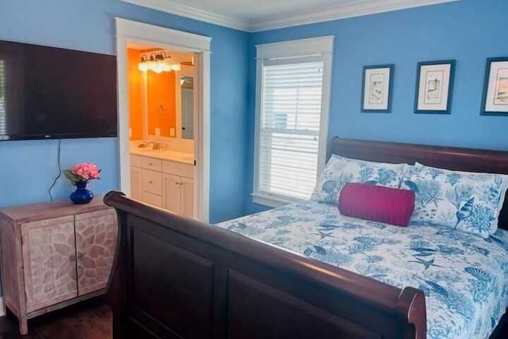 Room 13 of 76