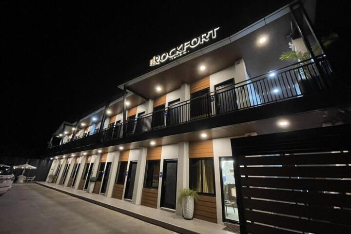 Exterior of Rockfort Hotel