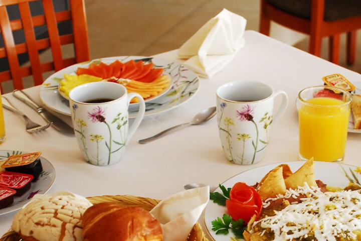 Breakfast meal