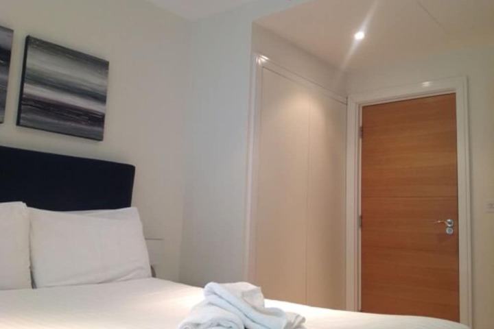 Room 2 of 29