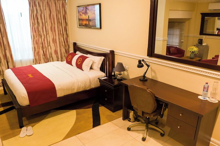 Room 4 of 59