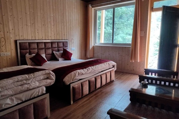 Room 5 of 38