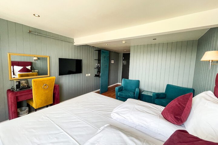 Room 31 of 89