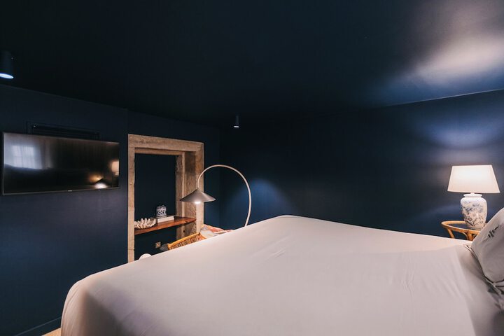 Room 38 of 66