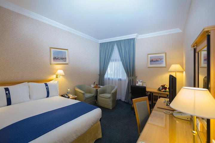 Room 35 of 109