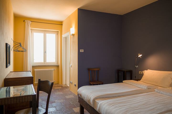 Room 30 of 71