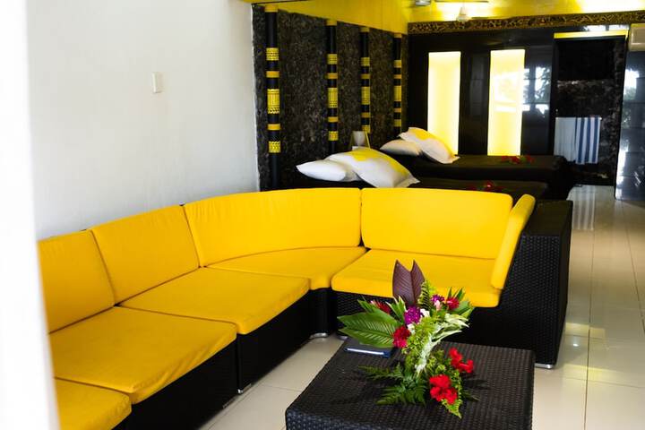 Room 22 of 68