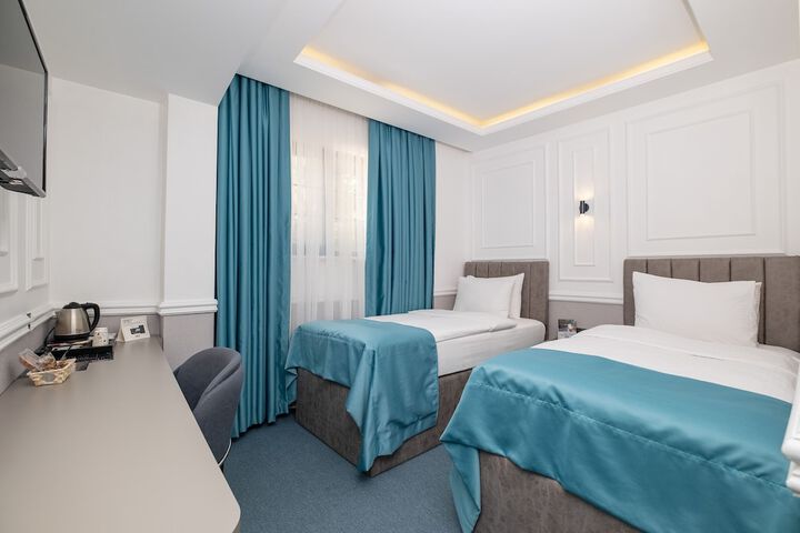 Room 16 of 49