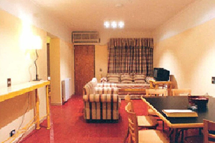 Room 16 of 21
