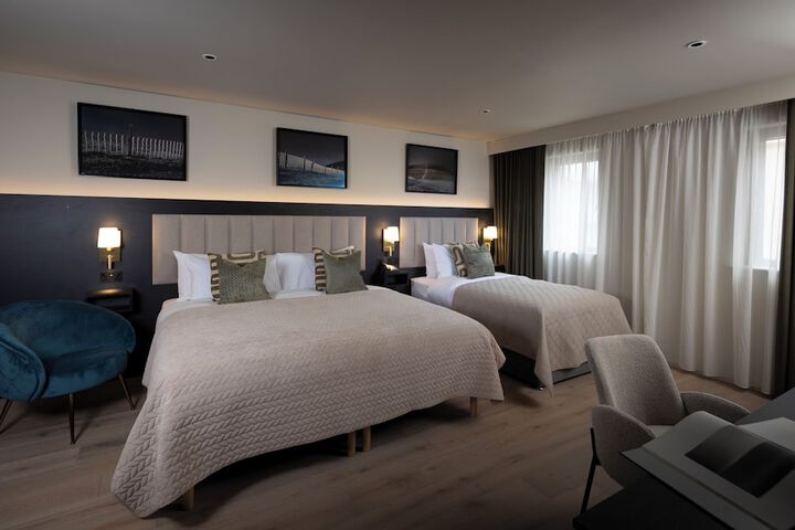 Room 7 of 15