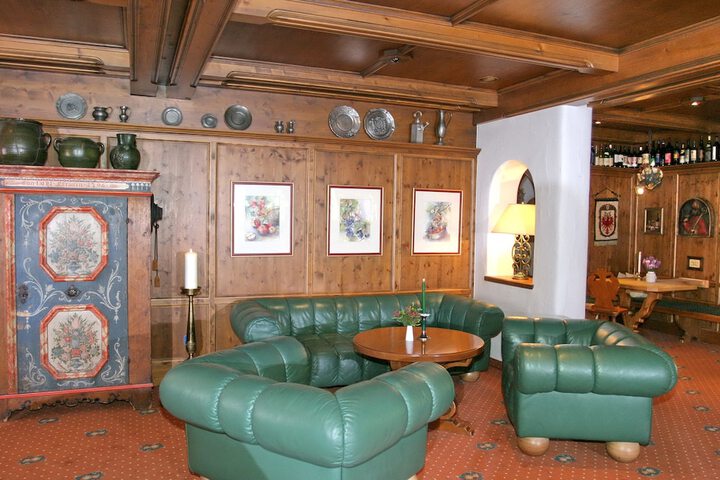 Hotel Interior 3 of 40
