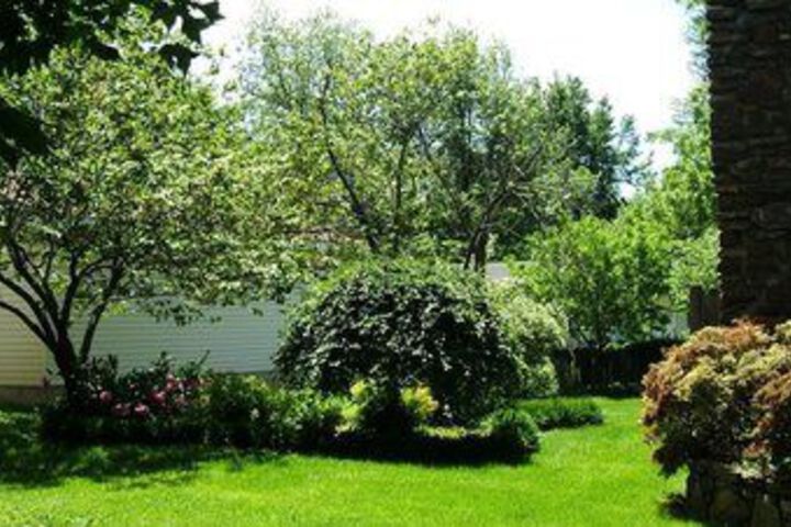 Hotel Exterior 10 of 49