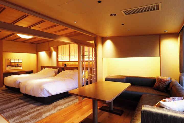 Room 26 of 79