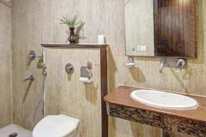 Room 40 of 60