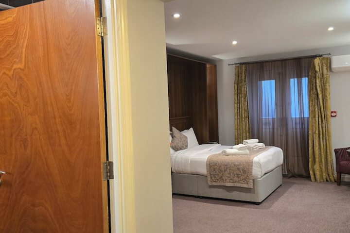 Room 46 of 137