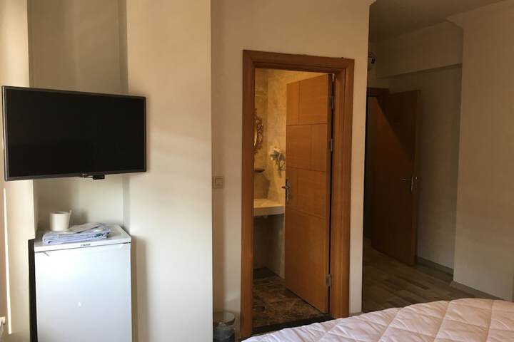 Room 7 of 39