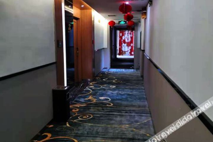 Hotel Interior 6 of 17