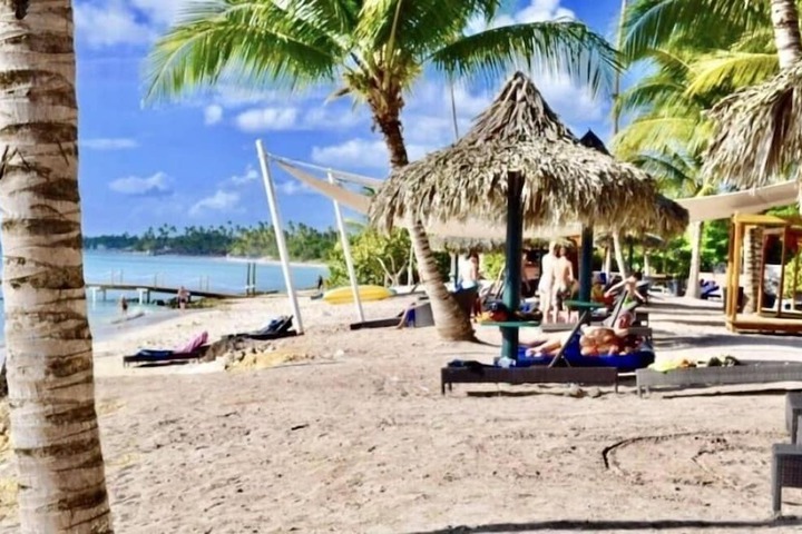 Beach 5 of 6