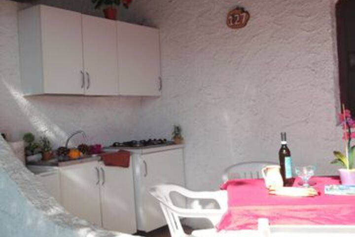 Room 127 of 170