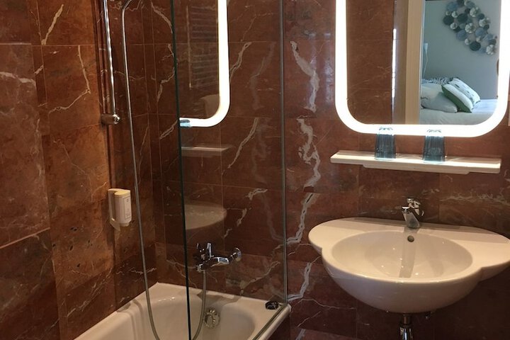 Room 31 of 41