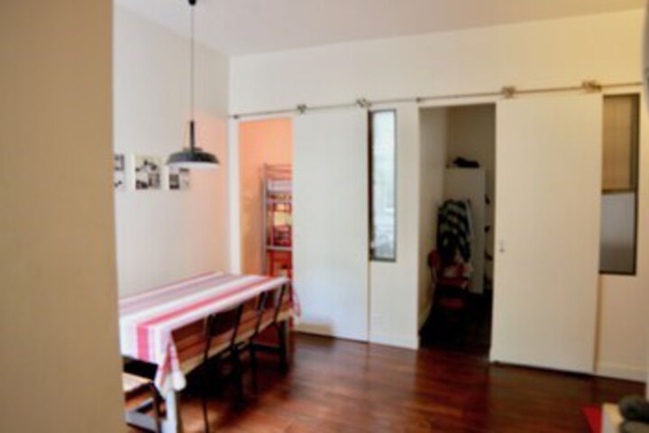 Room 6 of 25