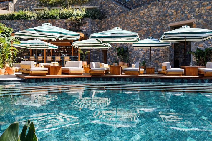 Pool 217 of 241