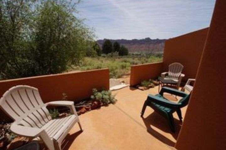 Terrace/Patio 136 of 137