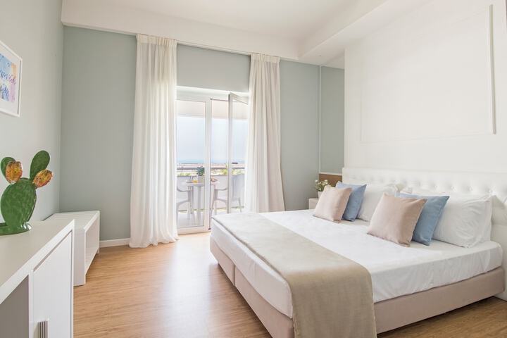Room 25 of 105
