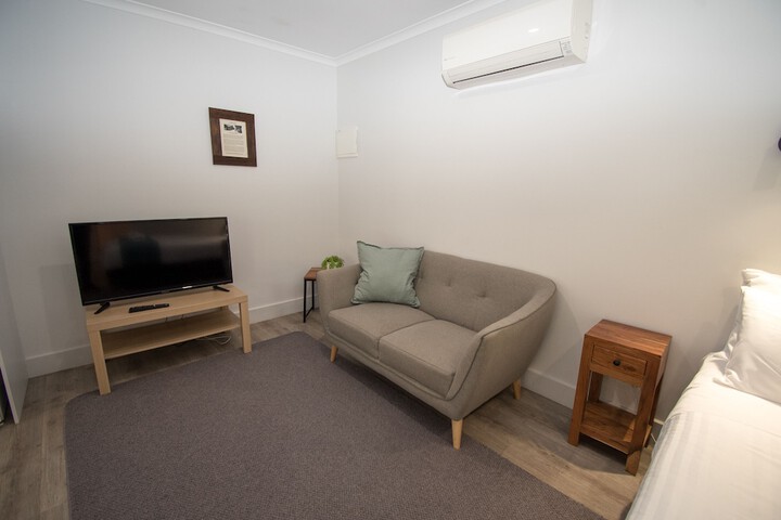 Room 30 of 224