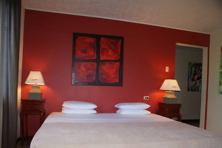 Room 17 of 114