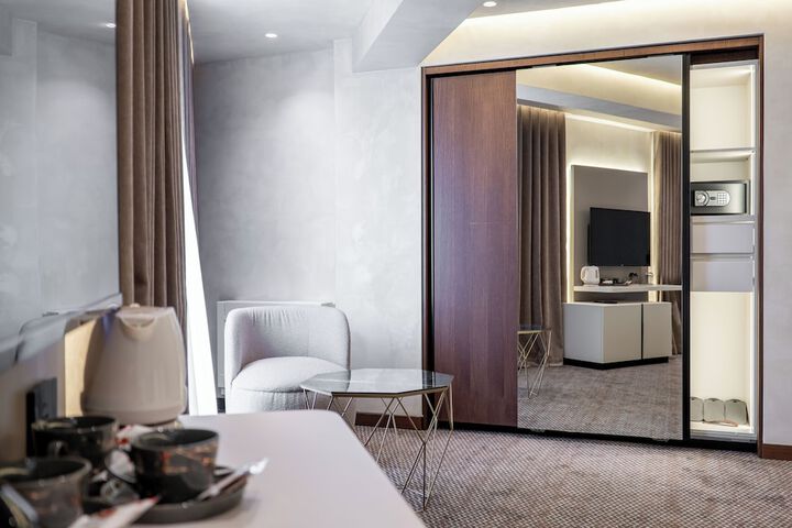 Room 45 of 125