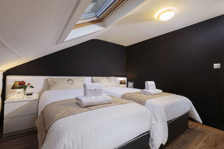 Room 46 of 645