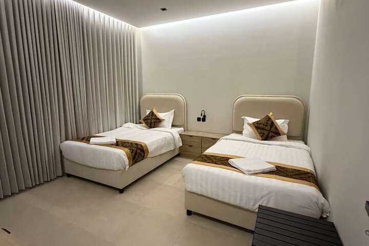 Room 3 of 15