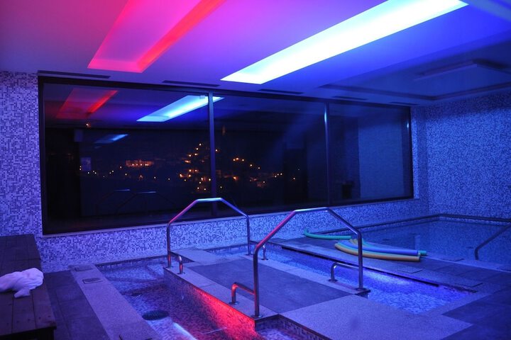 Spa 54 of 121