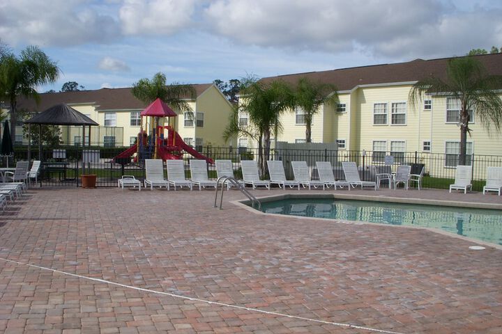 Pool 29 of 40
