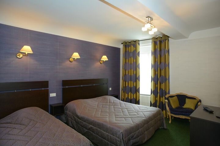 Room 21 of 64