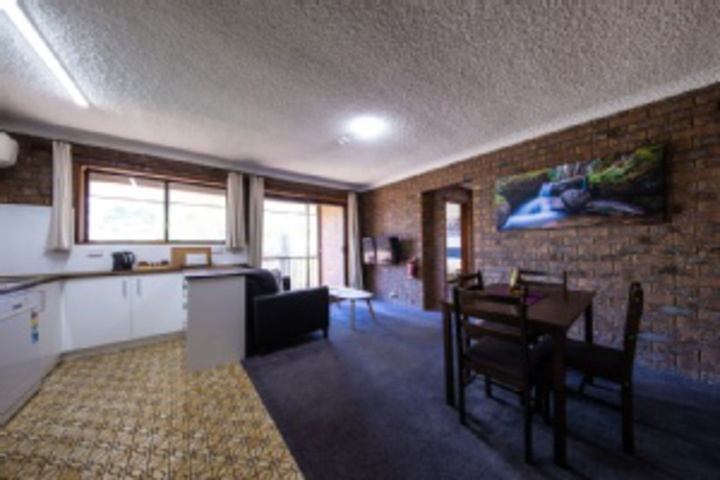 Room 485 of 693