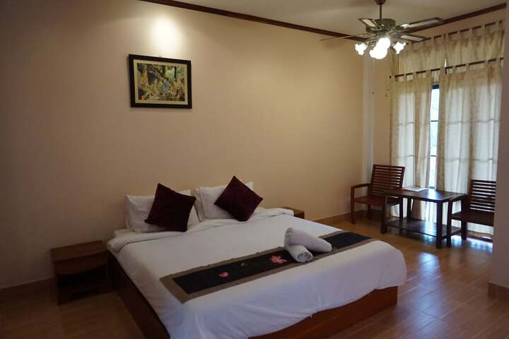 Room 9 of 53