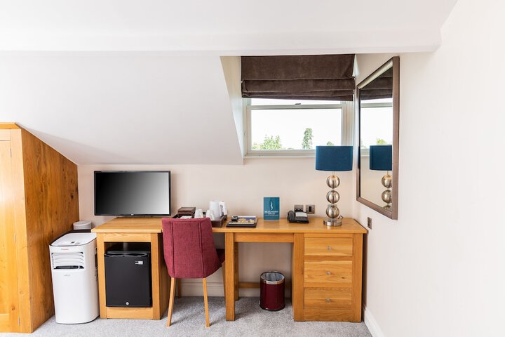 Room 70 of 205