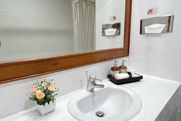 Room 16 of 23