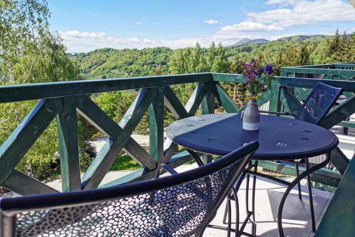 General 7 of 20