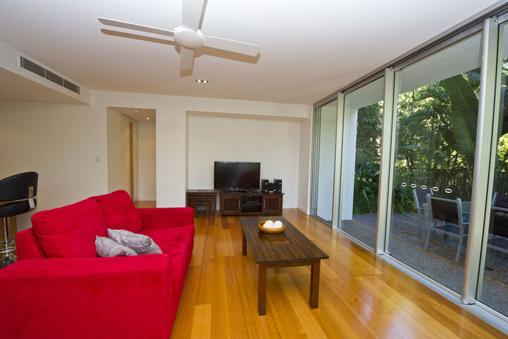 Room 7 of 27