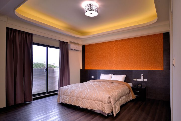 Room 7 of 39