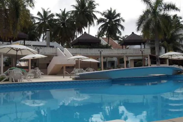 Pool 18 of 46
