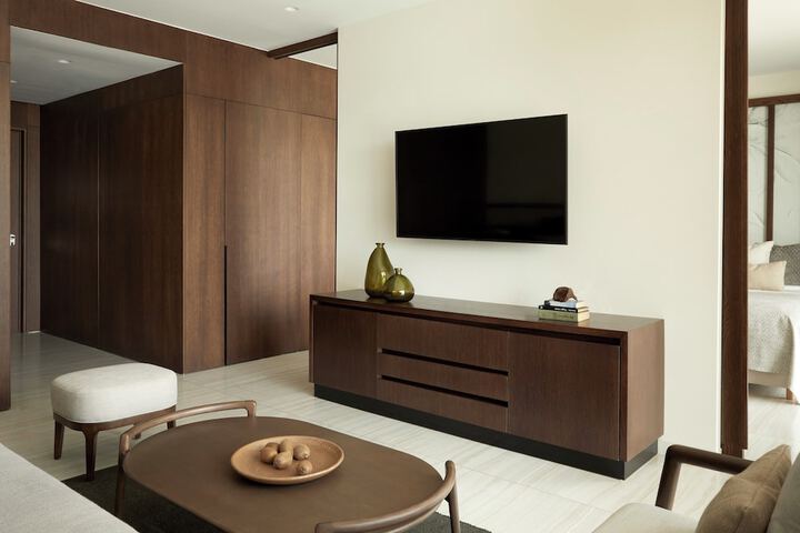 Room 19 of 135