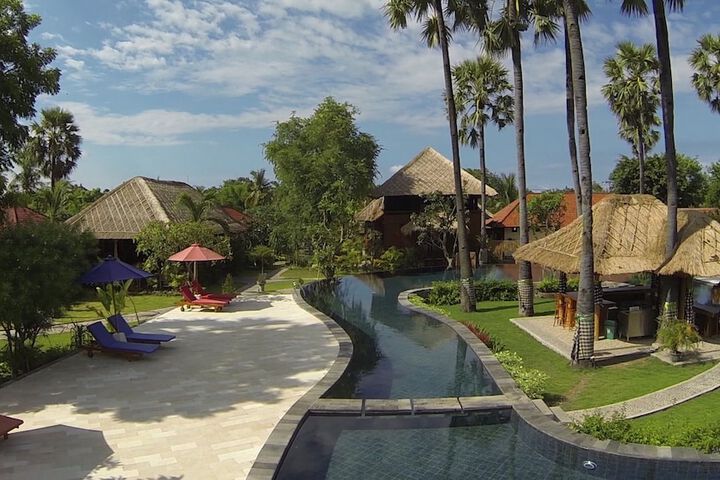 Pool 52 of 98