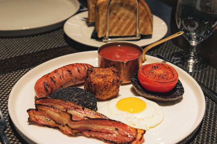 Breakfast/Coffee Service 129 of 132