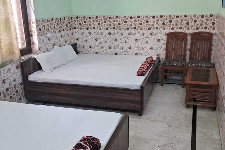 Maa Saraswati Atithi Bhavan