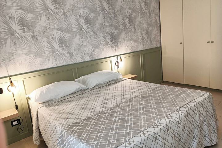 Room 15 of 55